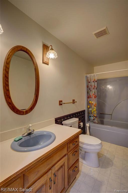 3816 Davison Road Lapeer, MI 48446 - Photo 41 of 46