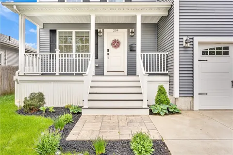 $579,000 | 239 Mauran Avenue, East Providence, RI 02914