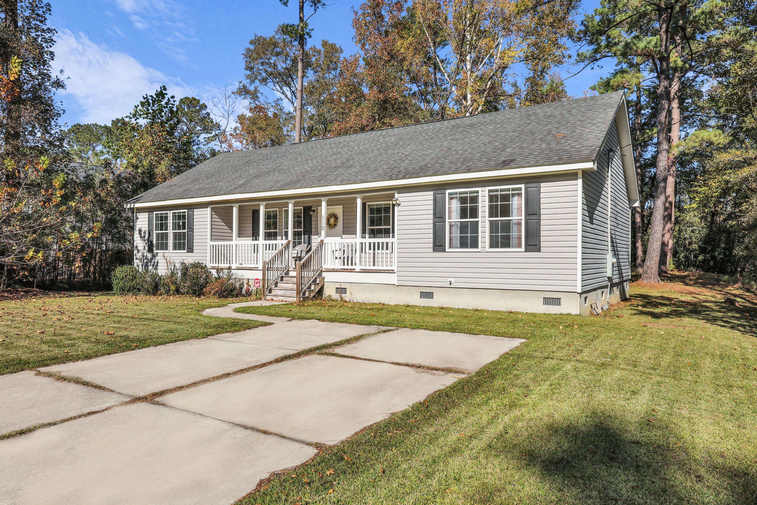 110 Kay Street Ridgeville, SC 29472 - Photo 1 of 32 Main