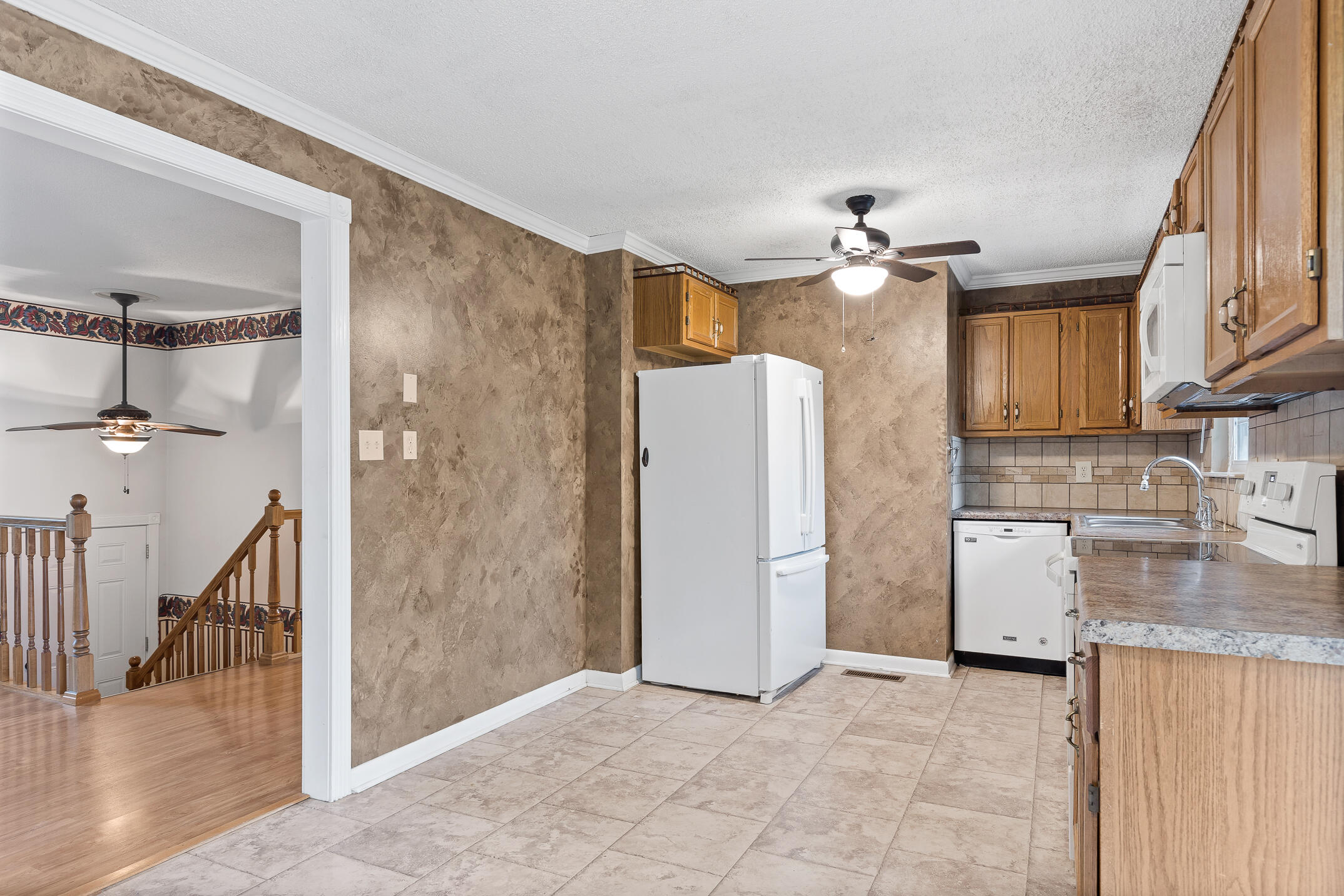 7204 Fairbanks Road Hixson, TN 37343 - Photo 11 of 30 7204 Fairbanks rd