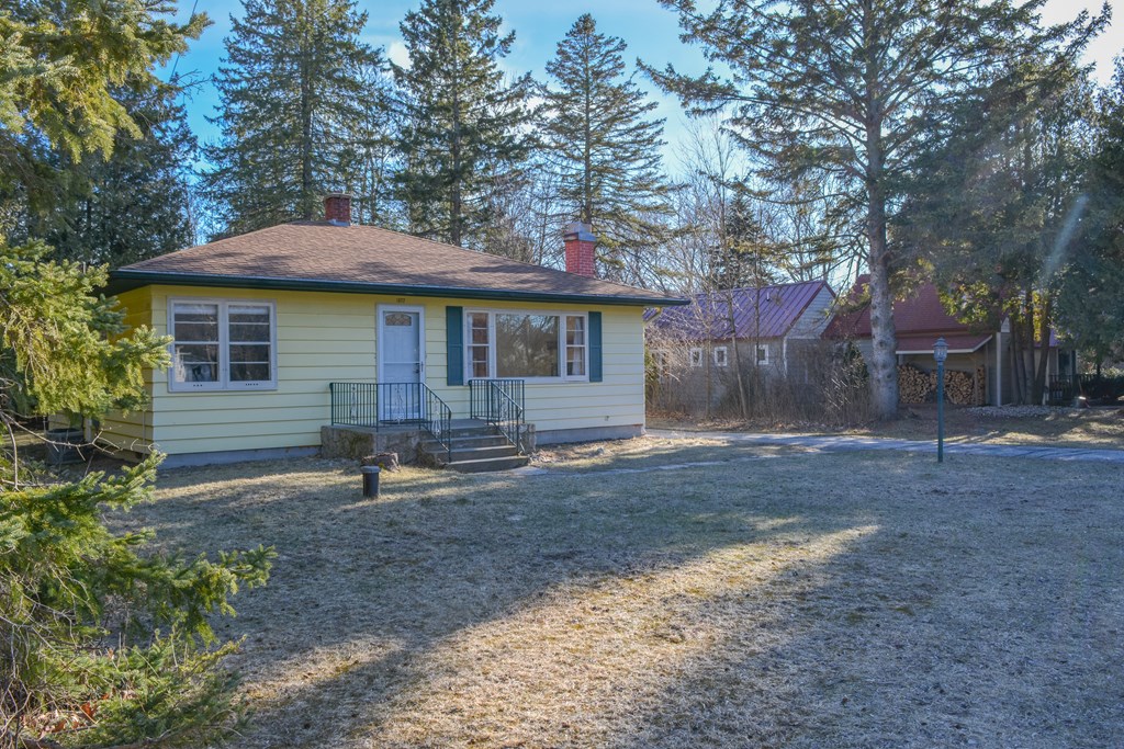1577 Ranch Lane Ellison Bay, WI 54210 - Photo 4 of 37 Gallery Image 4