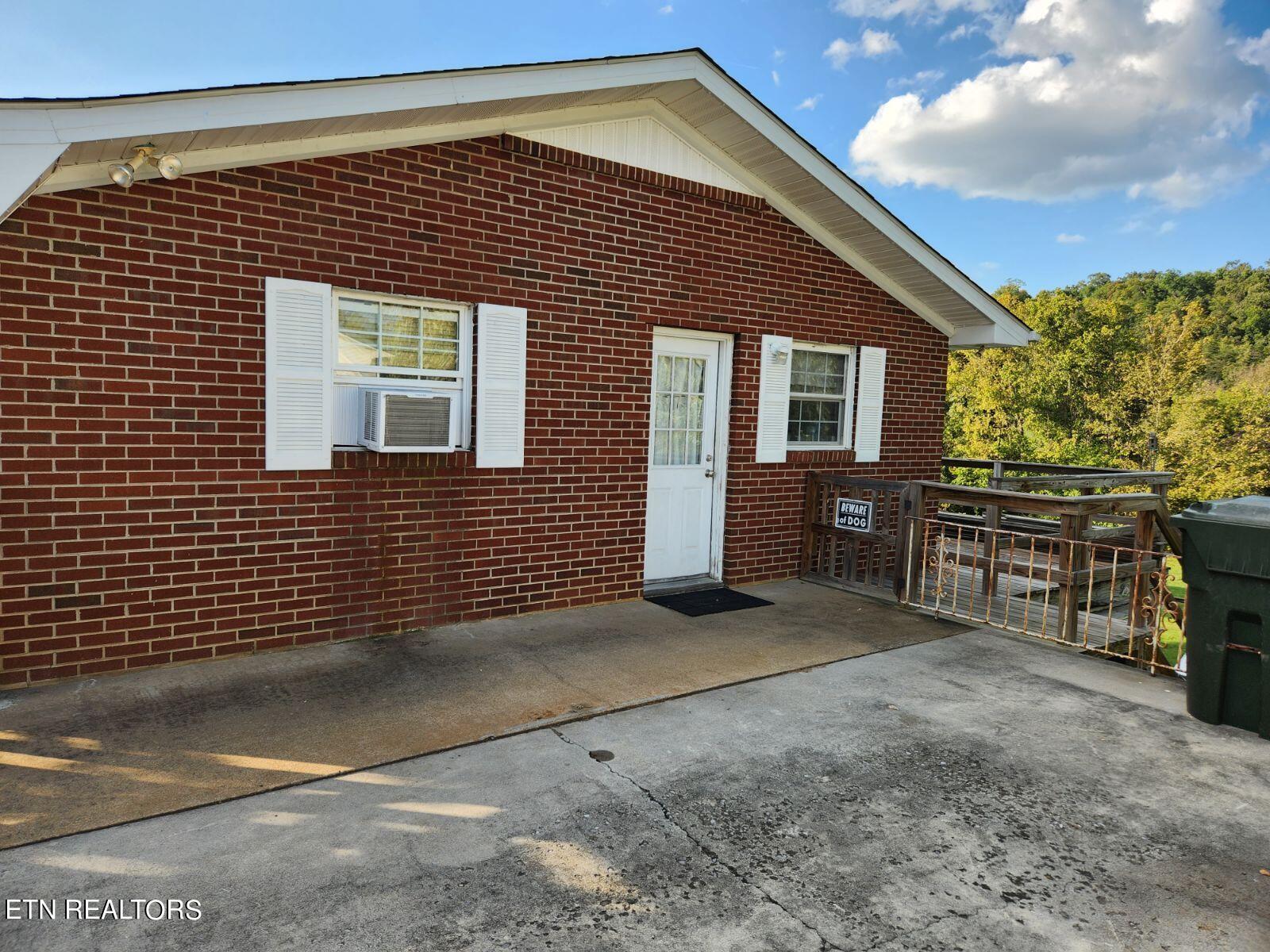 322 Apple Valley Road Sevierville, TN 37862 - Photo 8 of 44 IMG_20230919_212738