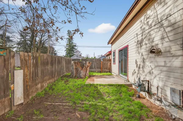 $274,000 | 833 8th Street, Clarkston, WA 99403