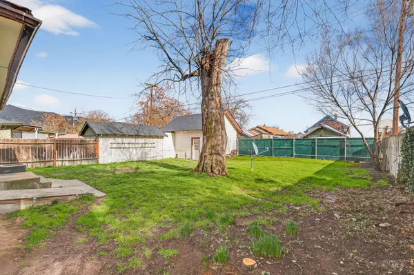 $274,000 | 833 8th Street, Clarkston, WA 99403