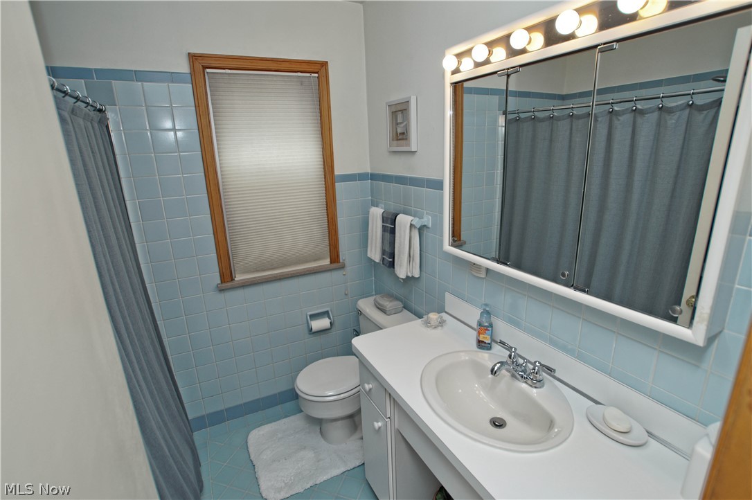 5364 Huron Road Cleveland, OH 44124 - Photo 13 of 20