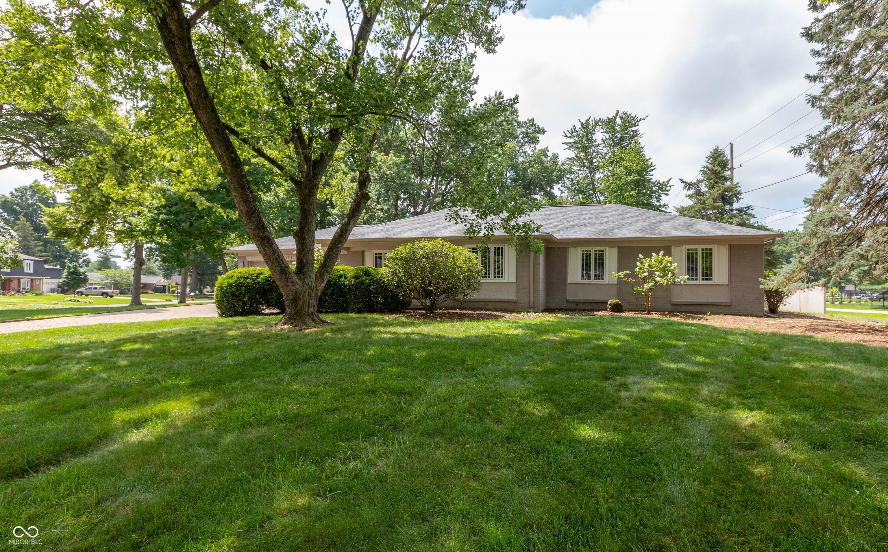 7454 Avalon Trail Road Indianapolis, IN 46250 - Photo 1 of 27