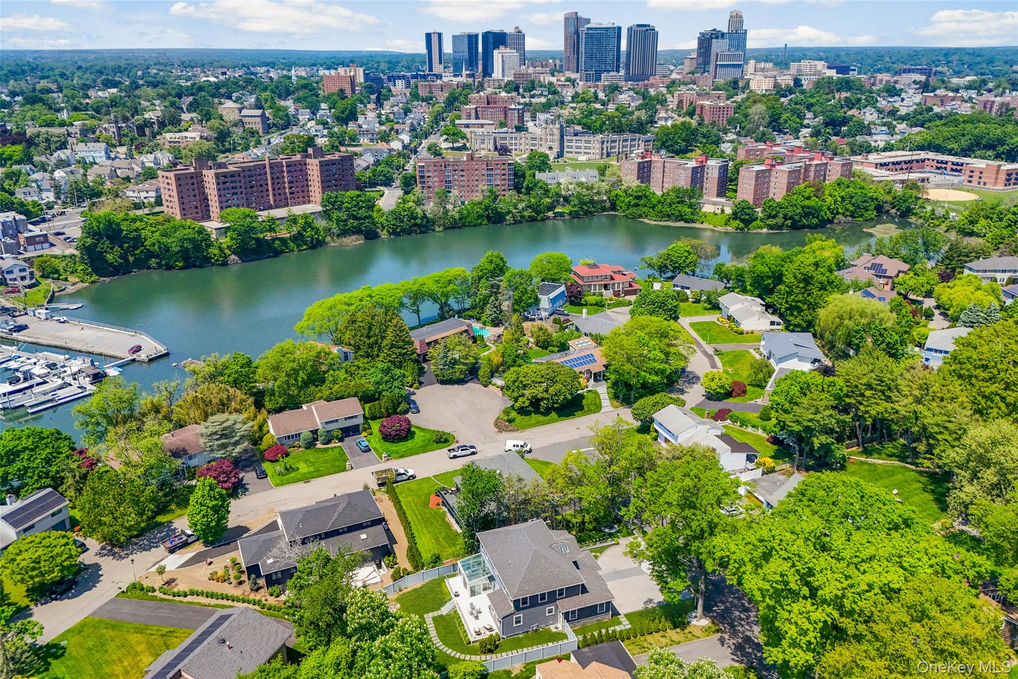 17 Clover Place New Rochelle, NY 10805 - Photo 46 of 50