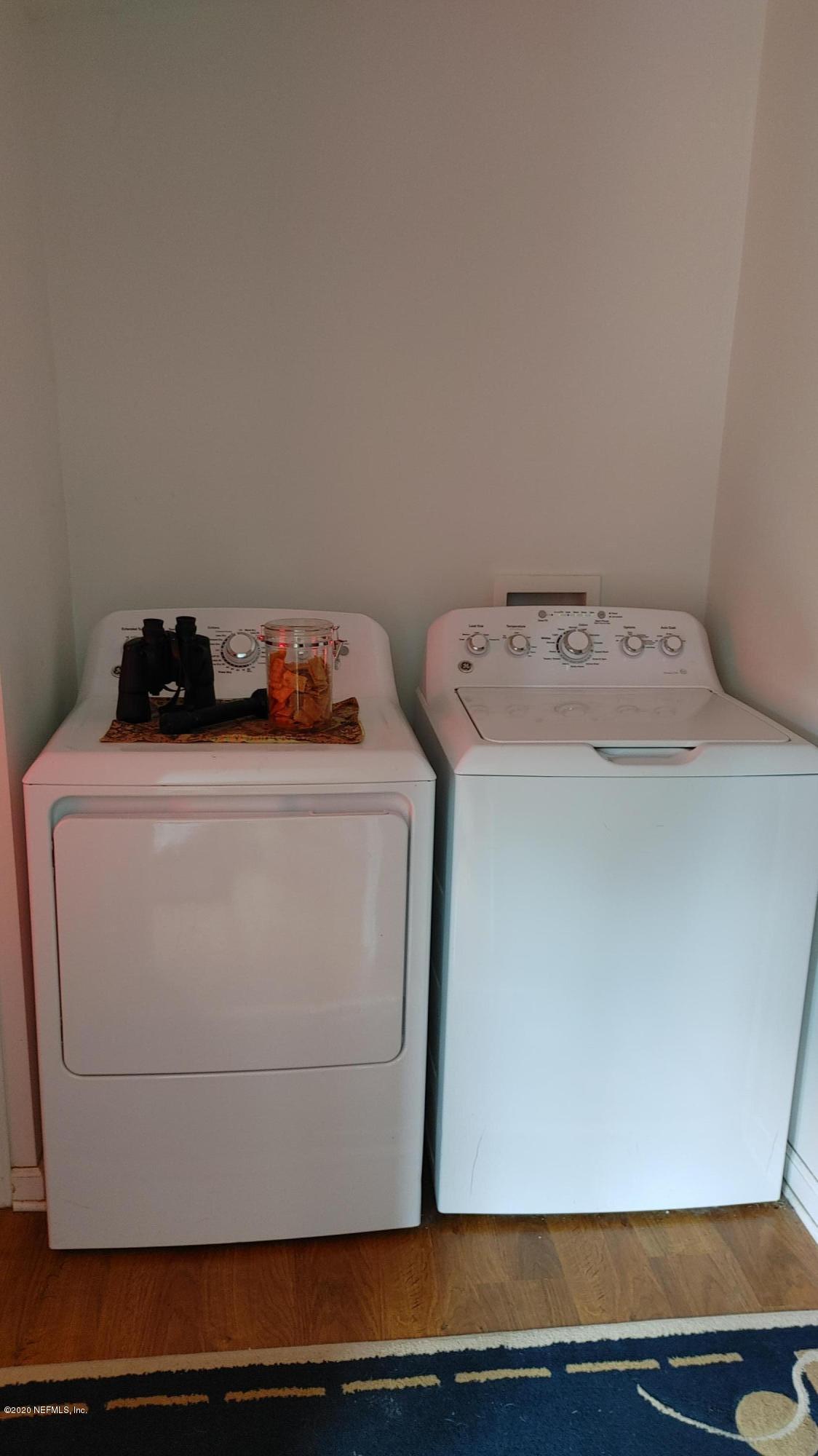 12003 Acosta Road Jacksonville, FL 32223 - Photo 13 of 17 LAUNDRY ROOM