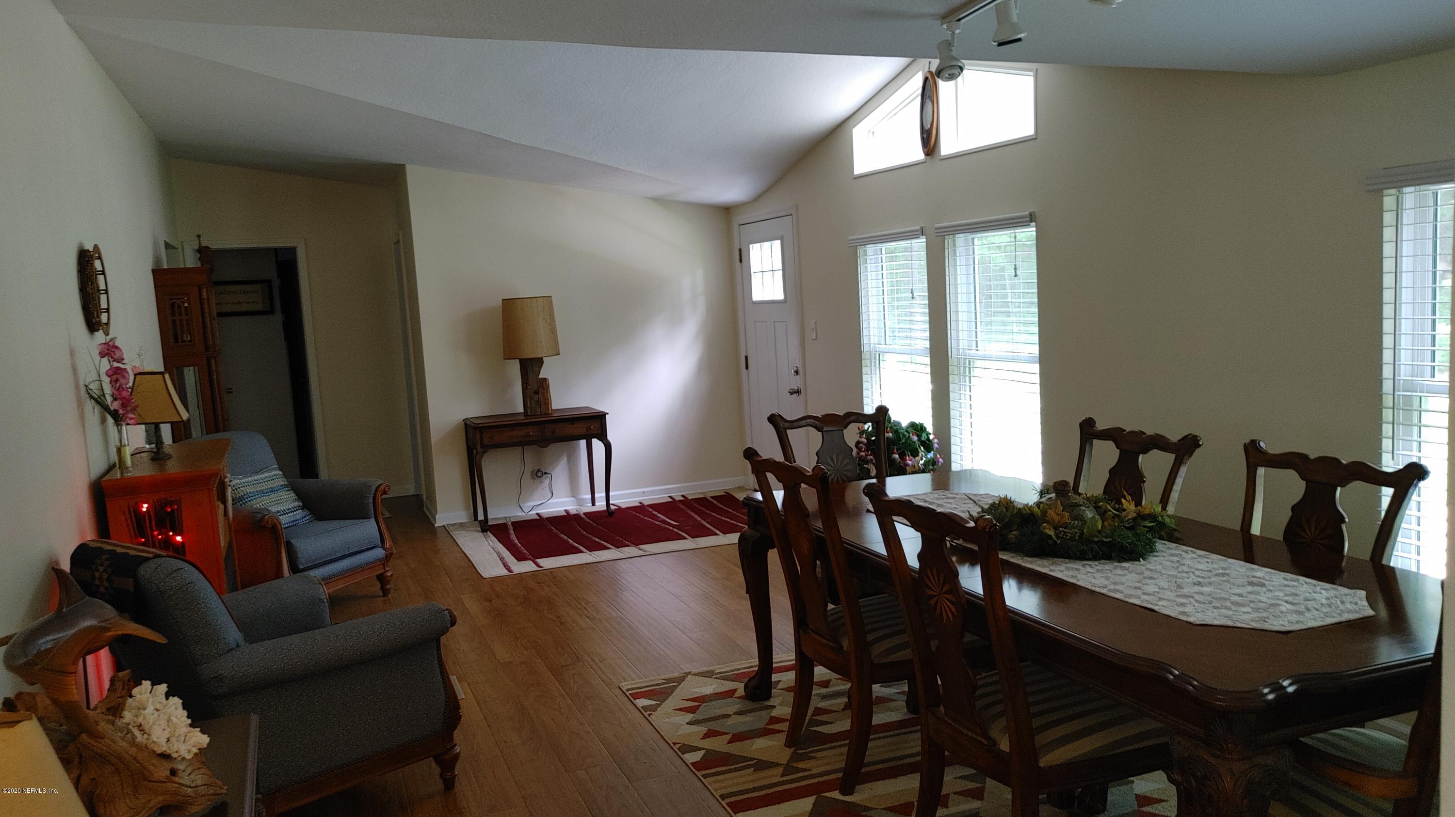 12003 Acosta Road Jacksonville, FL 32223 - Photo 2 of 17 LIVING / DINING ROOM