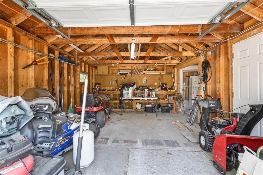 22 Collettes Grove Road Derry, NH 03038 - Photo 13 of 13 Gallery Image 13