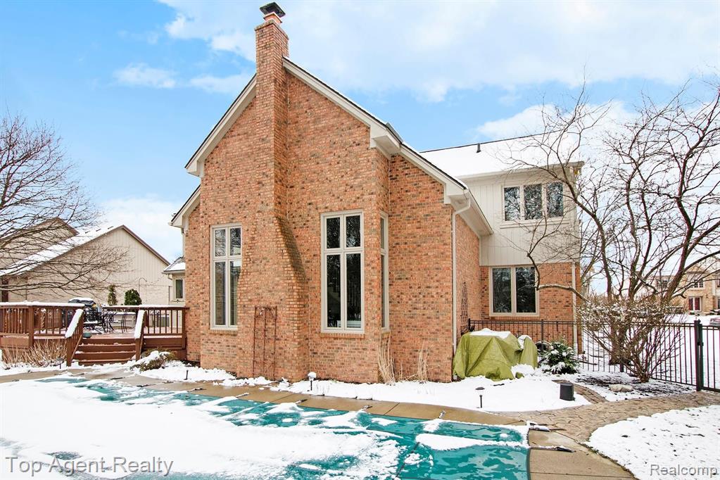1470 Burhaven Drive Rochester Hills, MI 48306 - Photo 5 of 47