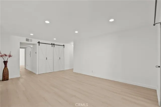 $3,990 | 23675 Park Capri, Unit 24, Calabasas, CA 91302