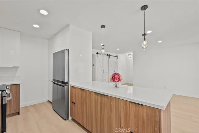 $3,990 | 23675 Park Capri, Unit 24, Calabasas, CA 91302