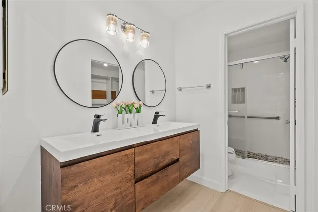 $3,990 | 23675 Park Capri, Unit 24, Calabasas, CA 91302