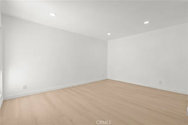 $3,990 | 23675 Park Capri, Unit 24, Calabasas, CA 91302