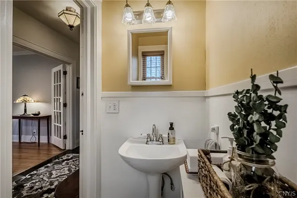 $379,900 | 2212 Douglas Crescent, Utica, NY 13501