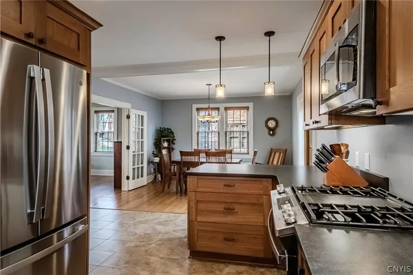 $379,900 | 2212 Douglas Crescent, Utica, NY 13501