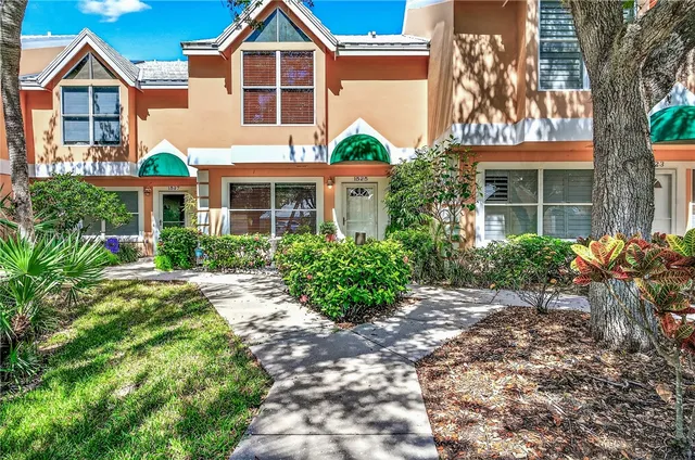 $350,000 | 1525 Coral Oak Lane, Unit 1503, Vero Beach, FL 32963