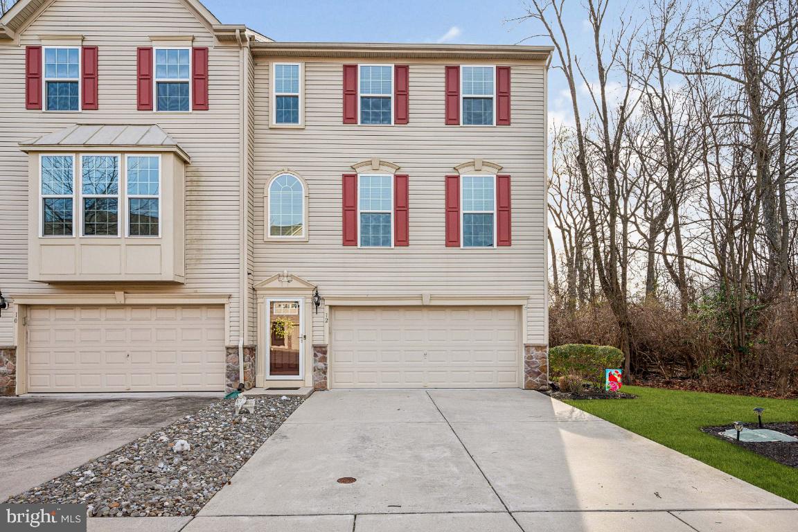 12 Wallace Road Mount Holly, NJ 08060 - Photo 3 of 25 front view of house