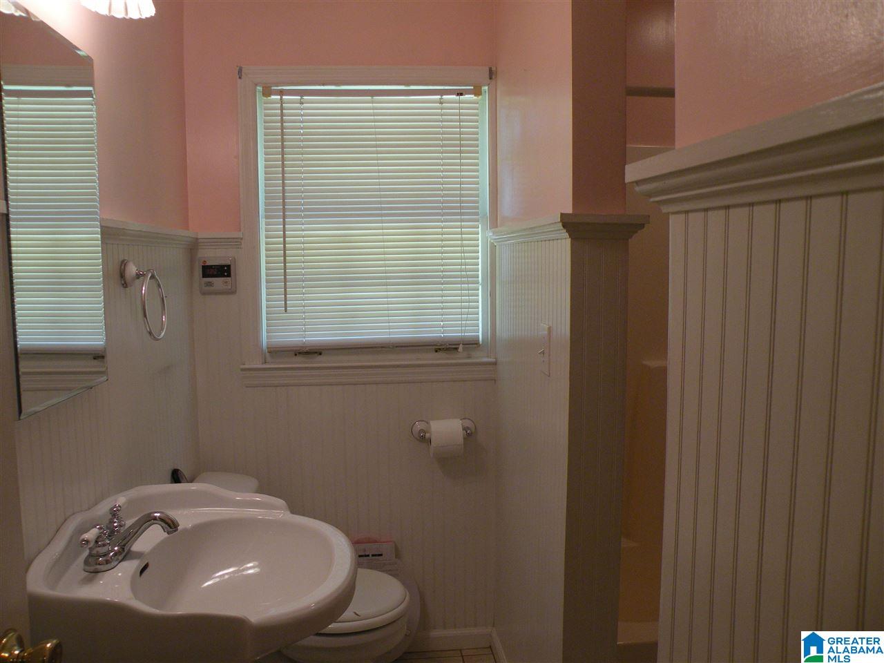 2100 Oldfield Road Sylacauga, AL 35150 - Photo 15 of 20