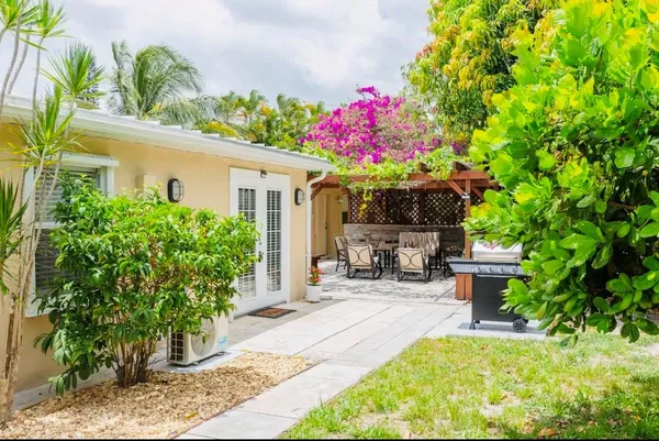 $3,300 | 279 Hach Lane, West Palm Beach, FL 33415