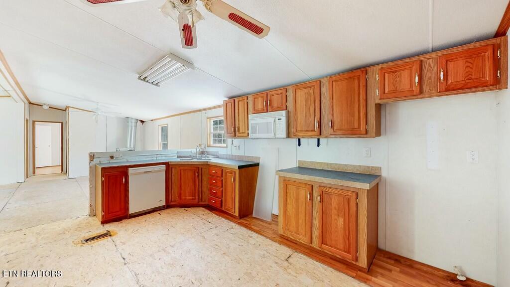 1161 Essary Road Tazewell, TN 37879 - Photo 14 of 22 tempImagesHELMw