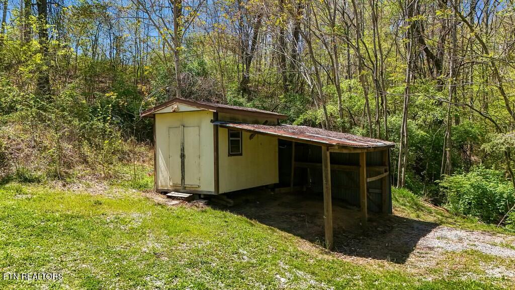 1161 Essary Road Tazewell, TN 37879 - Photo 7 of 22 tempImagesYU0EE