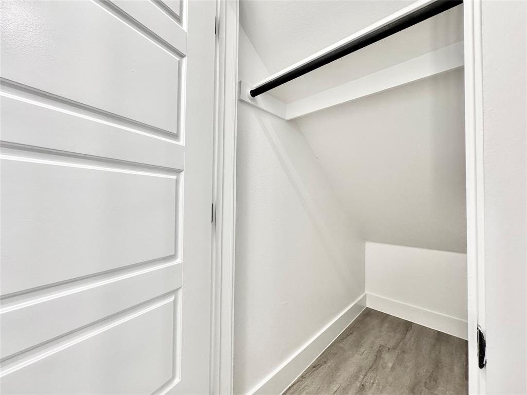 8509 Shorehan Road The Colony, TX 75056 - Photo 14 of 33 View of closet