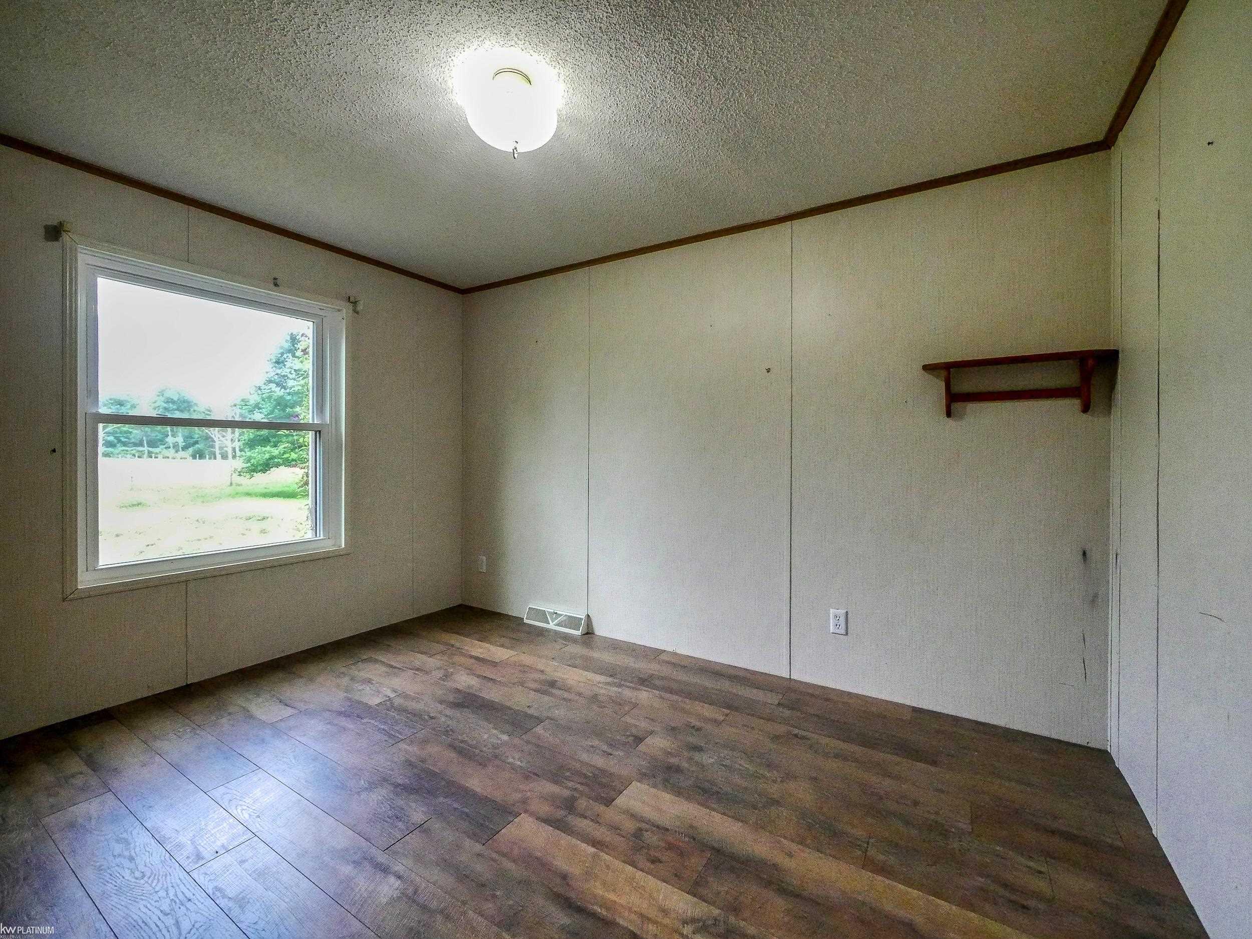 2301 Dunlap Road Smiths Creek, MI 48074 - Photo 10 of 29 50180184-c8ef3641-d891-457b-8230-61845e54ecc7.JPG