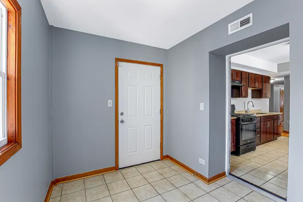 $675,000 | 8133-8135 South Ingleside Avenue, Chicago, IL 60619