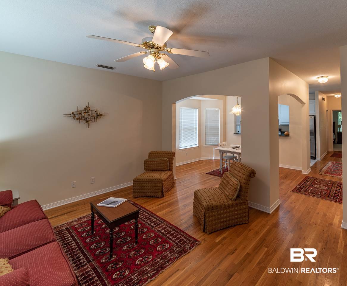 17460 Pandion Ridge, Unit C1 Fairhope, AL 36532 - Photo 5 of 25 Living Room