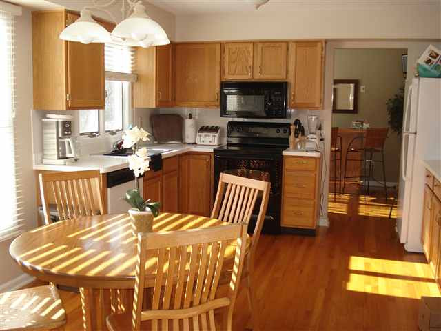 20 Squire Road Colonie, NY 12304 - Photo 2 of 12 Photo 2