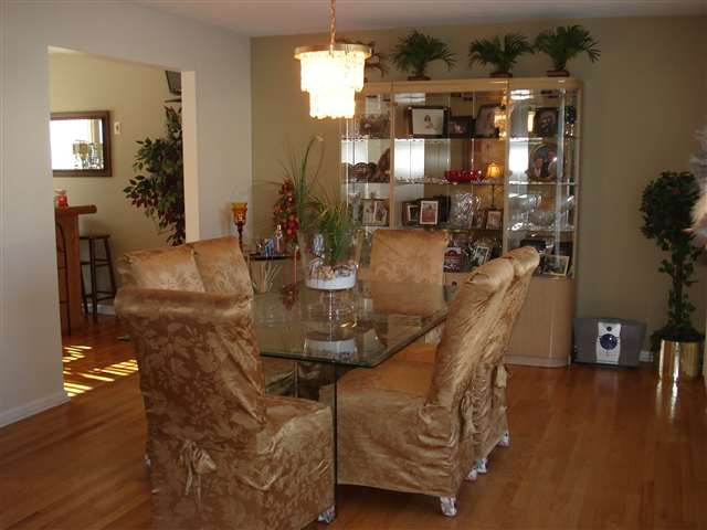20 Squire Road Colonie, NY 12304 - Photo 4 of 12 Photo 4
