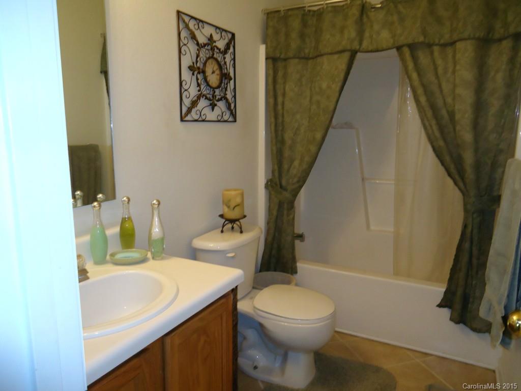 6538 Sunman Road Charlotte, NC 28216 - Photo 20 of 22 Gallery Image 20
