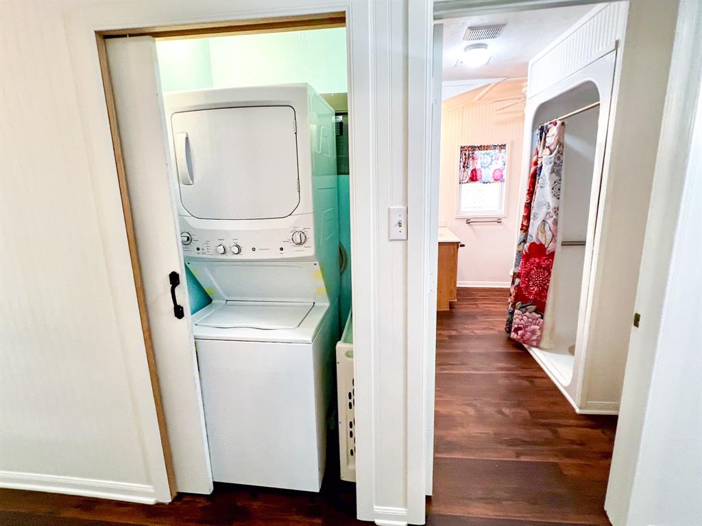 182 Douglas Street Van Alstyne, TX 75495 - Photo 13 of 23 Laundry room in hallway