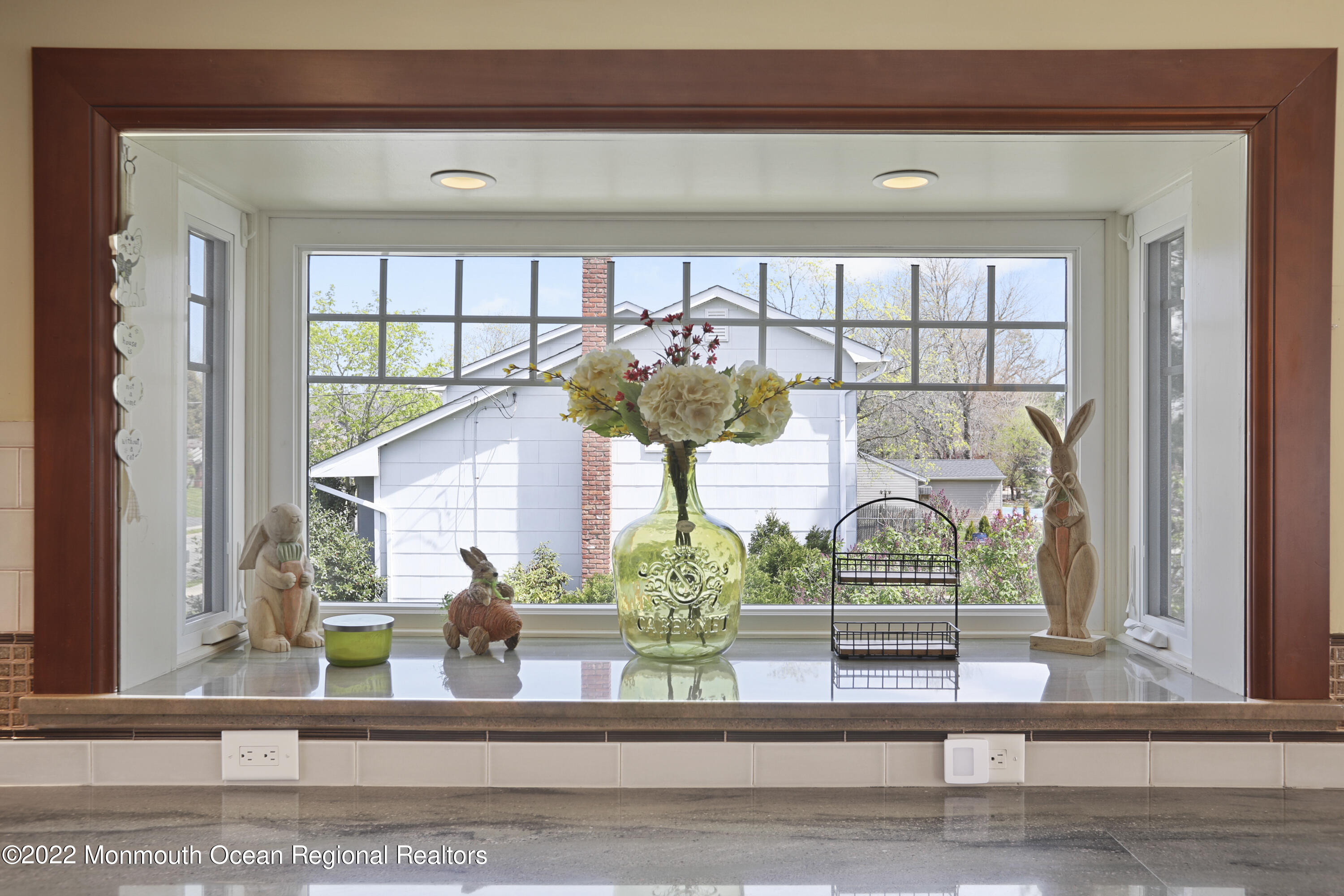 18 Dutch Valley Road Howell, NJ 07731 - Photo 10 of 40 1T3A3125