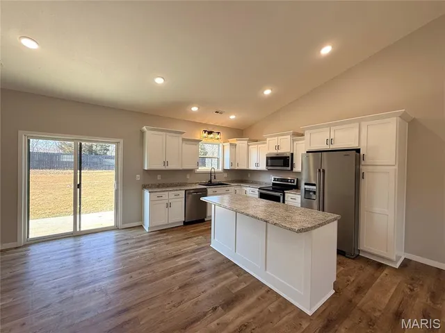 $265,500 | 145 Fortitude Avenue, Poplar Bluff, MO 63901