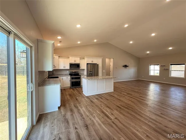 $265,500 | 145 Fortitude Avenue, Poplar Bluff, MO 63901