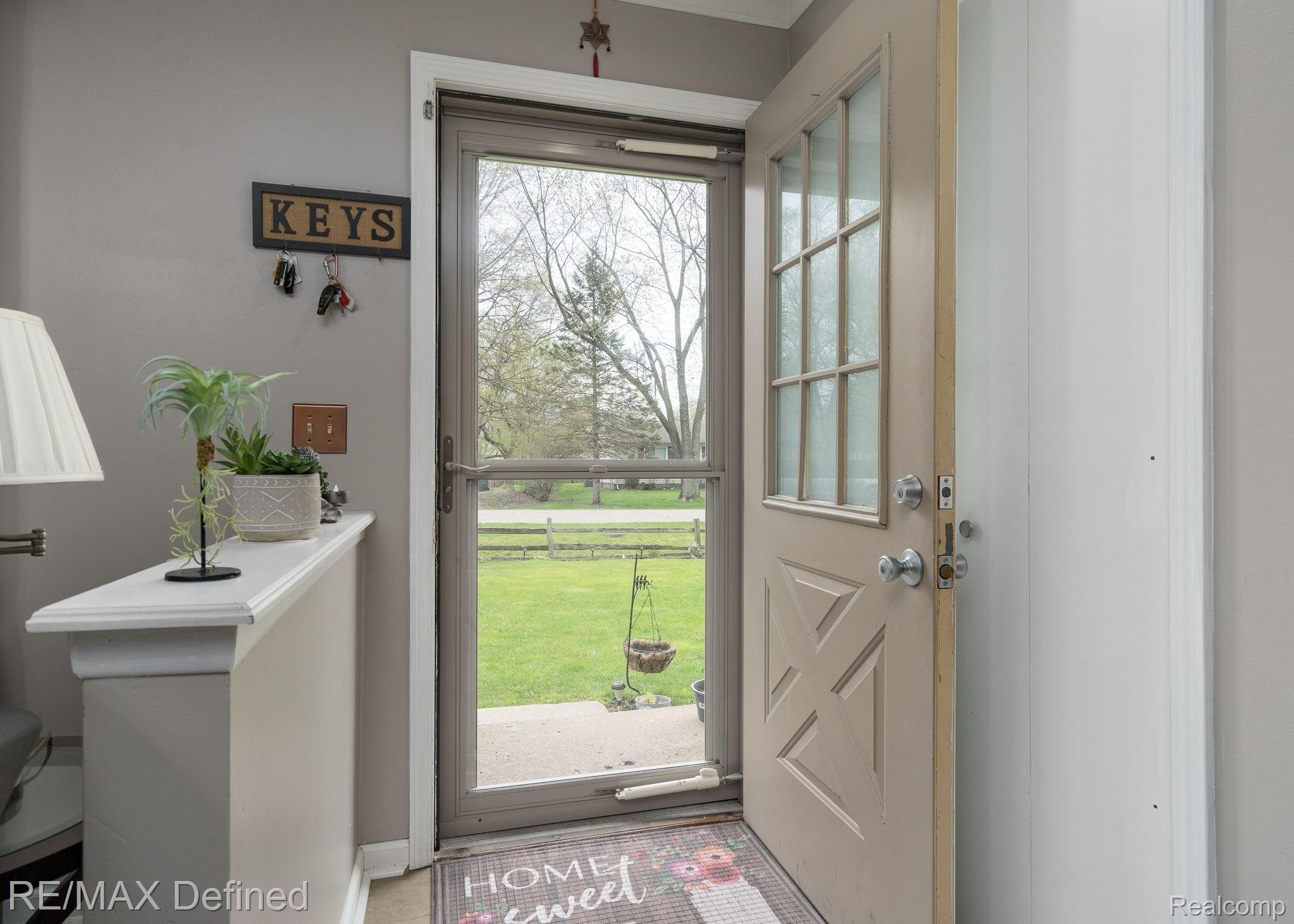 3014 Eastern Avenue Rochester, MI 48307 - Photo 9 of 36 9-web-or-mls-3014-Eastern-Ave-9.jpg