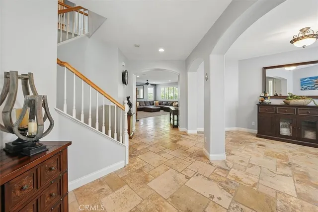 $1,195,000 | 29160 Harmony Way, Saugus, CA 91390