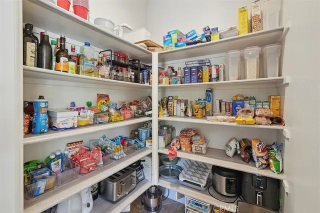 $1,195,000 | 29160 Harmony Way, Saugus, CA 91390