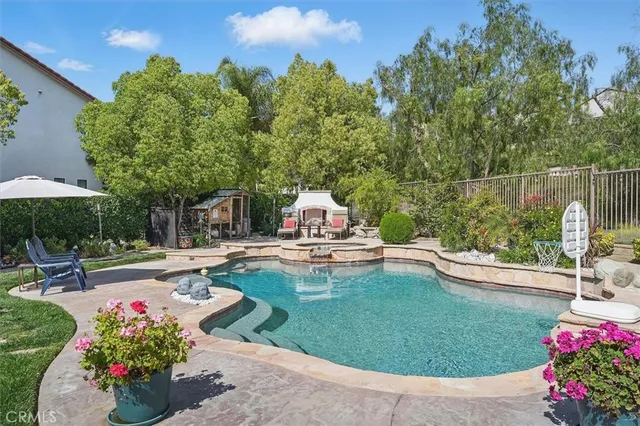 $1,195,000 | 29160 Harmony Way, Saugus, CA 91390