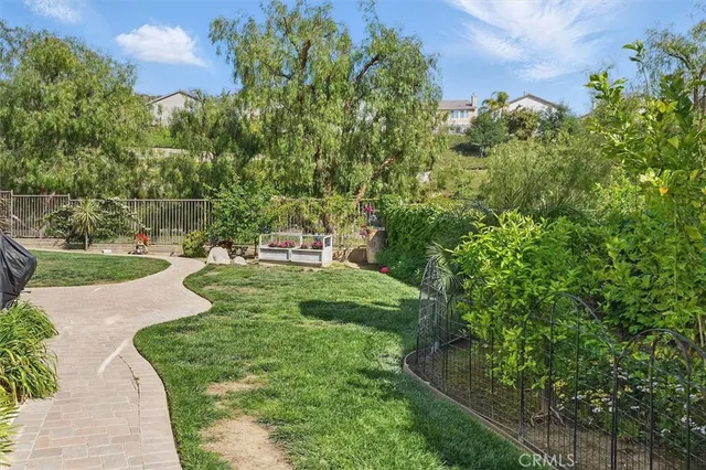 $1,195,000 | 29160 Harmony Way, Saugus, CA 91390