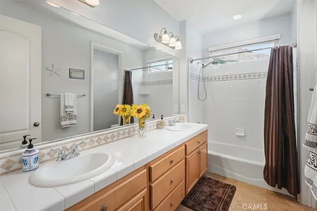 $1,195,000 | 29160 Harmony Way, Saugus, CA 91390