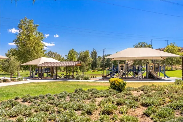 $1,195,000 | 29160 Harmony Way, Saugus, CA 91390