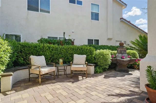 $1,195,000 | 29160 Harmony Way, Saugus, CA 91390