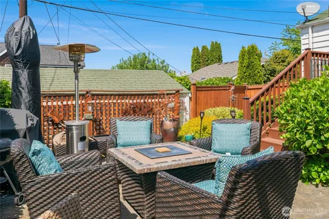 $1,095,000 | 4409 Southwest Dawson Street, Seattle, WA 98136