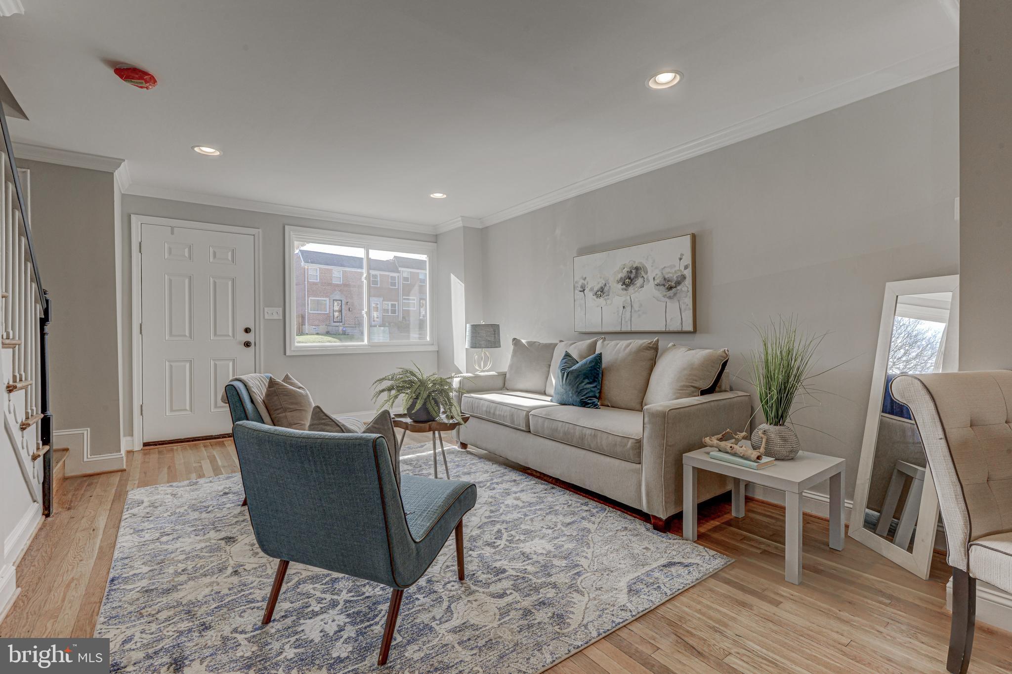 5412 Channing Road Baltimore, MD 21229 - Photo 3 of 32