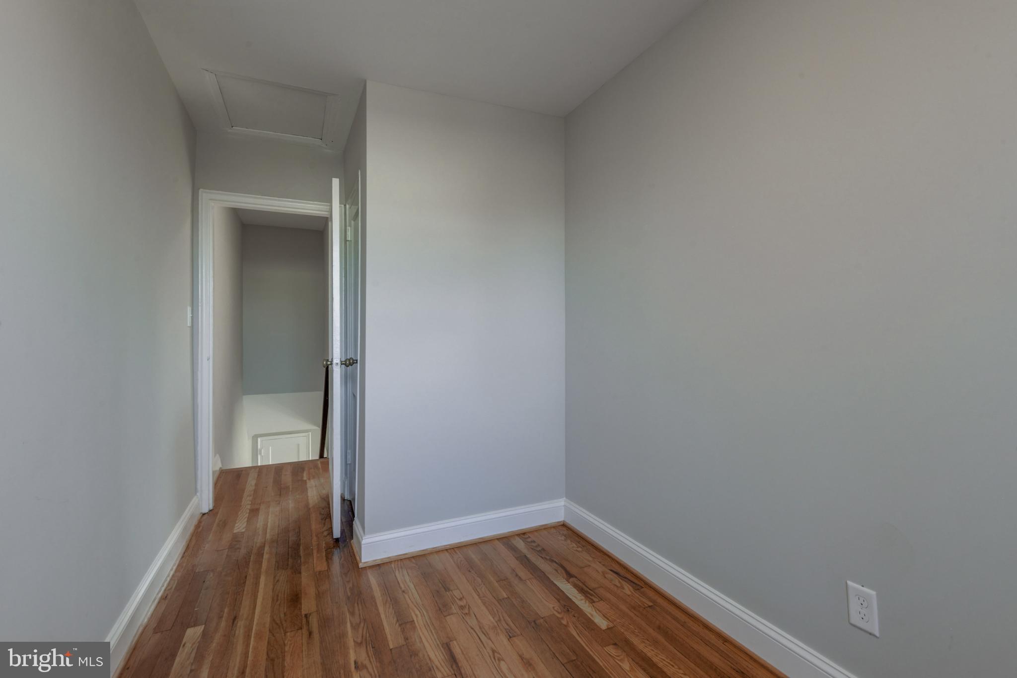 5412 Channing Road Baltimore, MD 21229 - Photo 21 of 32