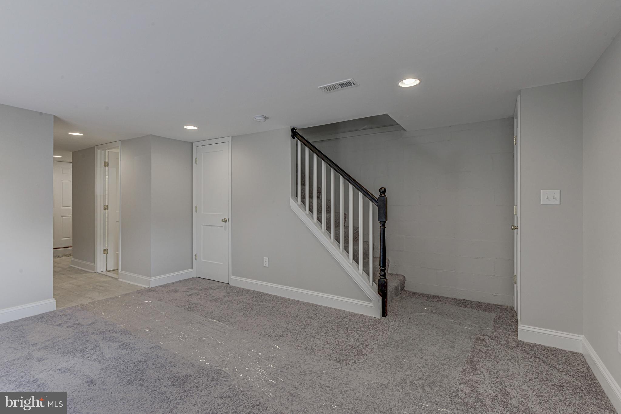 5412 Channing Road Baltimore, MD 21229 - Photo 22 of 32